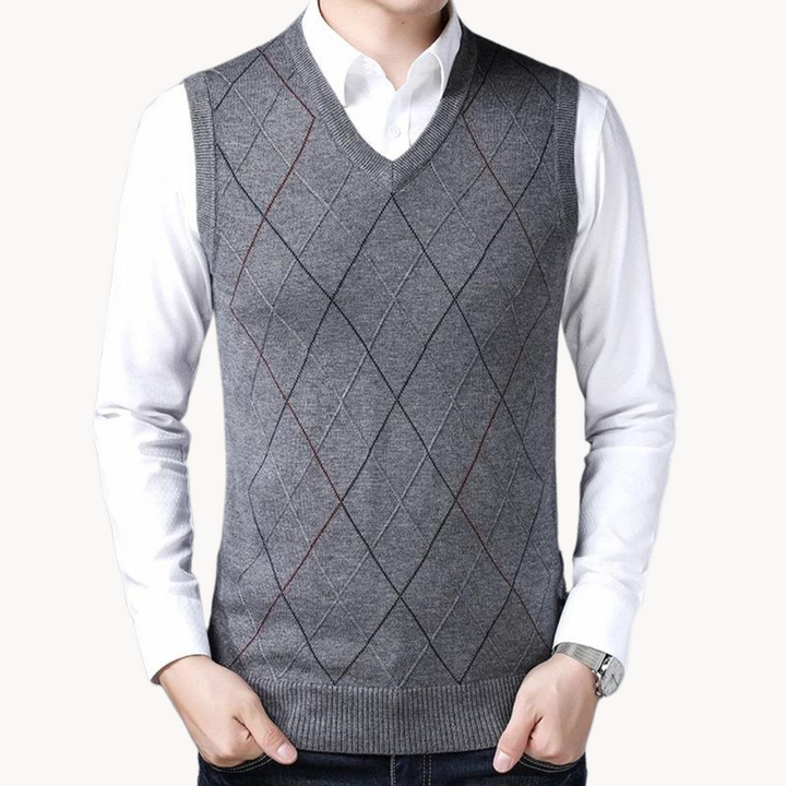 Giorgos Sweater Vest