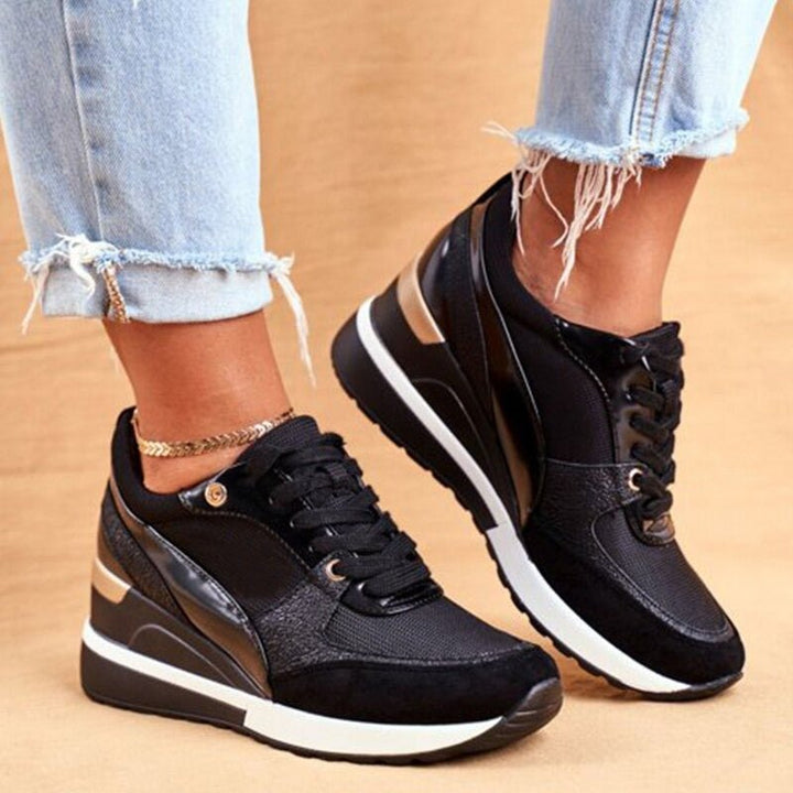 Aurelia Orthopedic Sneakers