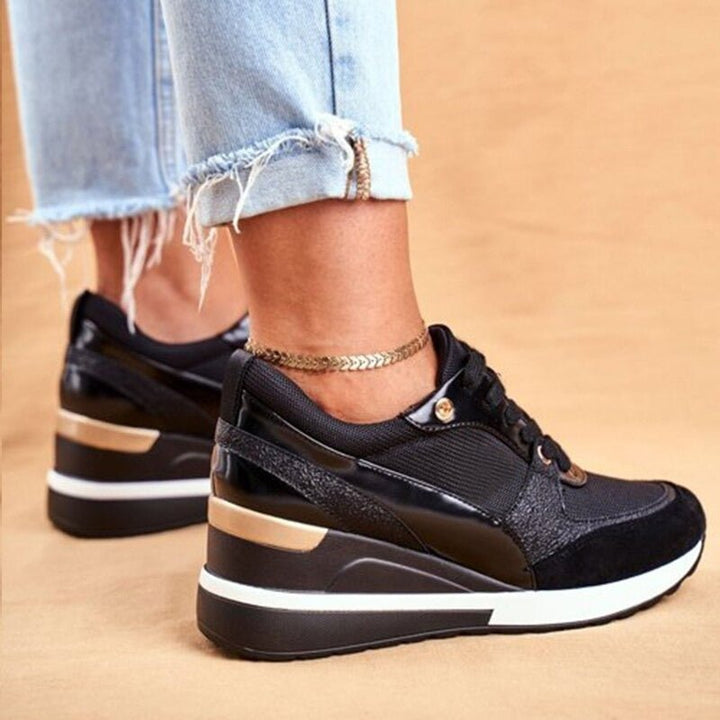 Aurelia Orthopedic Sneakers